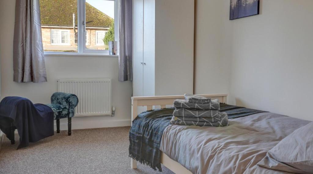 Didcot- Private Flat With Garden & Parking 04 Lejlighed Eksteriør billede