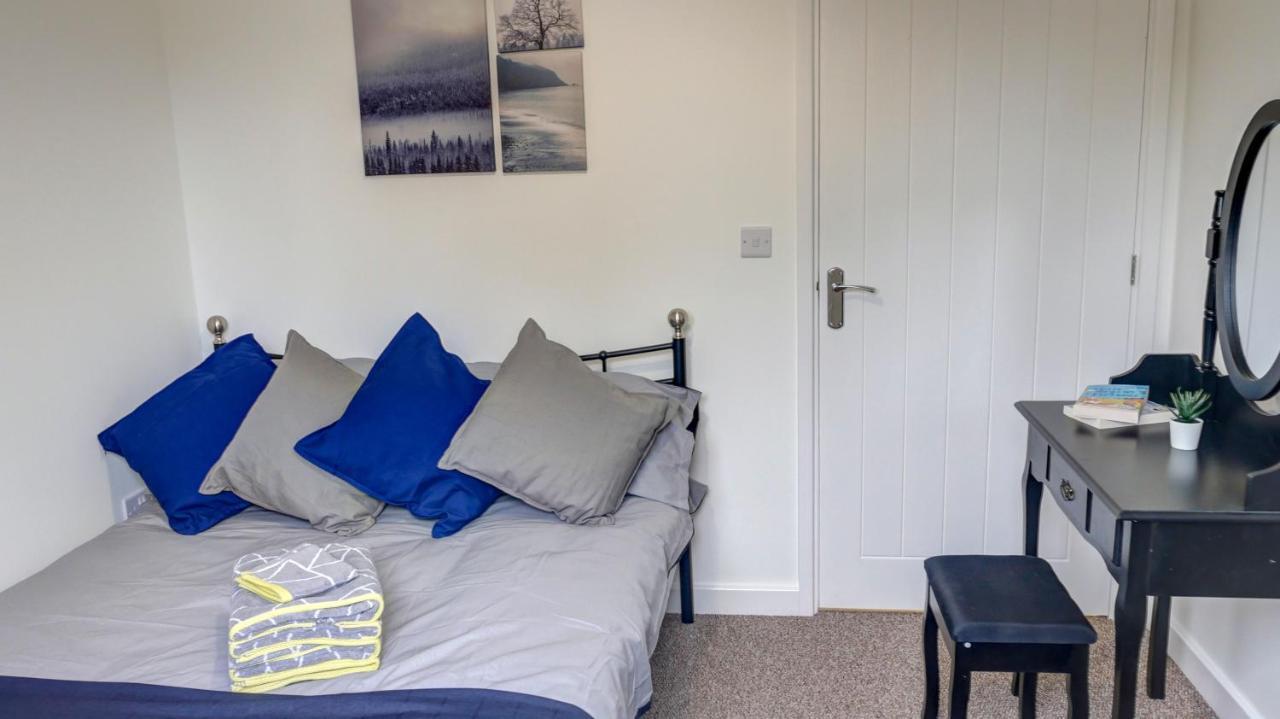 Didcot- Private Flat With Garden & Parking 04 Lejlighed Eksteriør billede